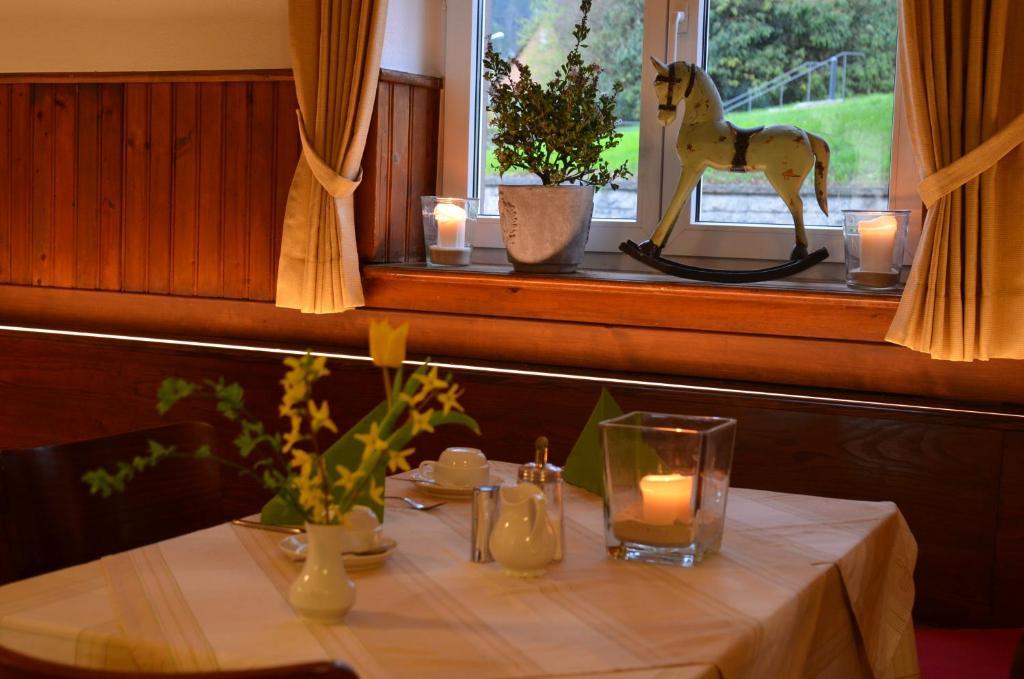 Gasthof Zum Goldenen Kreuz Wilhelmsdorf  Eksteriør bilde